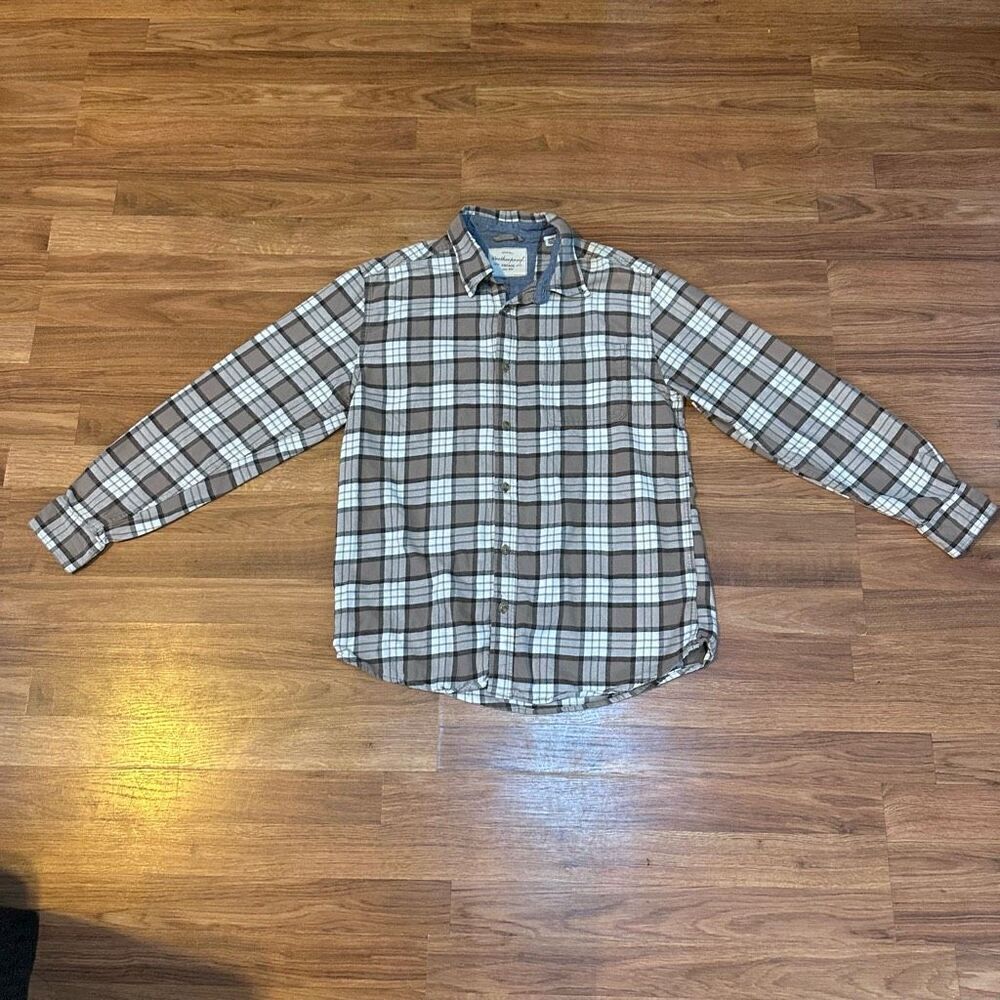 Weatherproof long sleeve flannel men’s size medium
